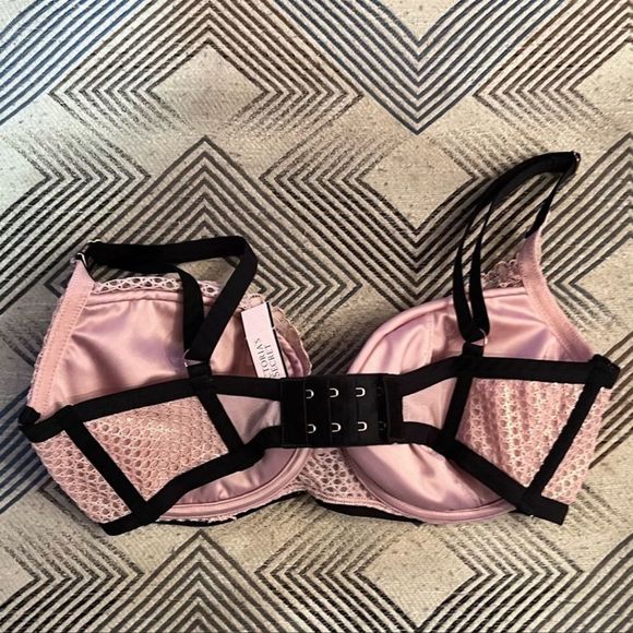 Victoria’s Secret Bra - Picture 4 of 8